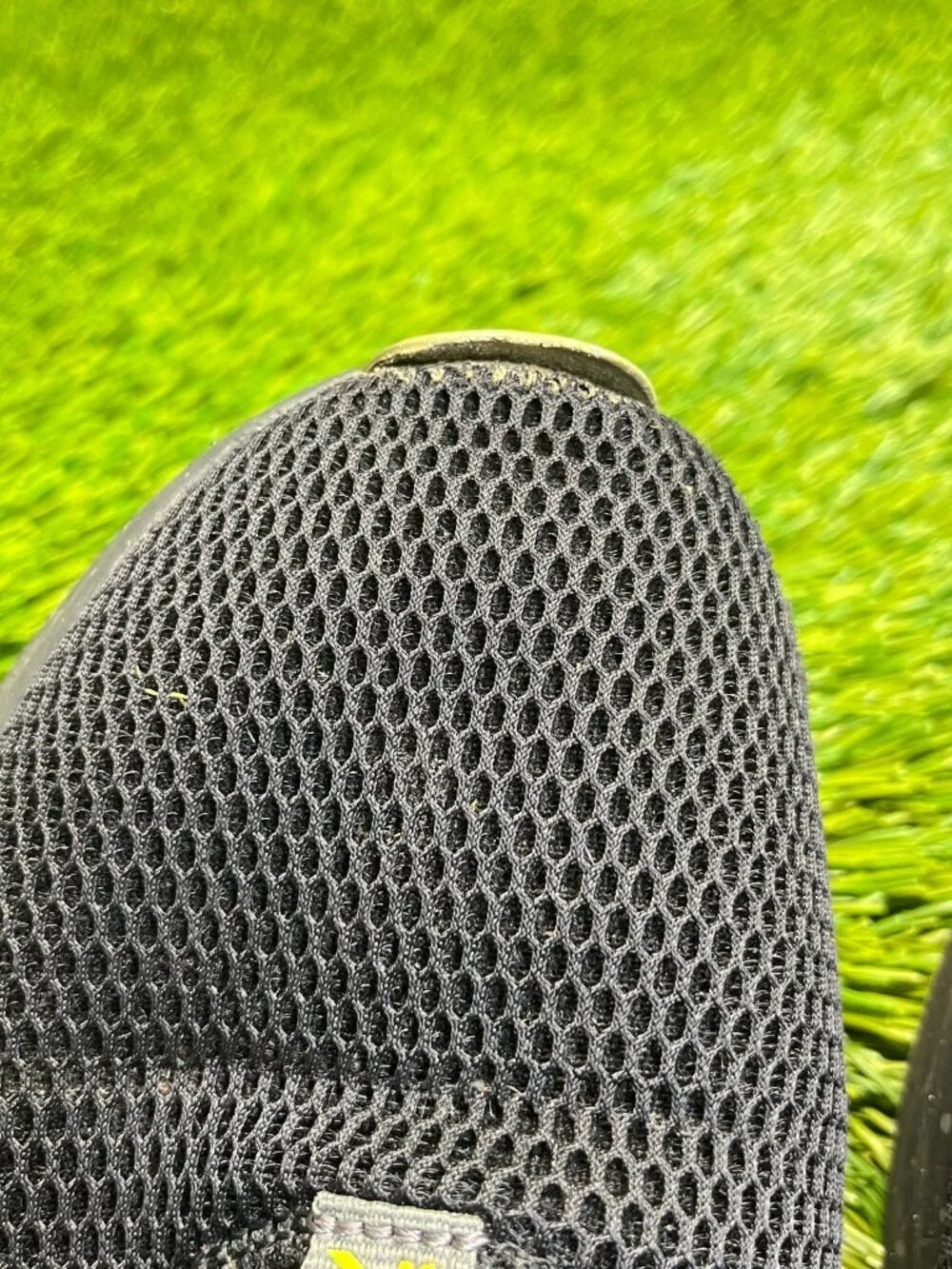 Kuru Atom Mens Size 7 Black Gray Athletic Running Walking Slip On Shoes Sneakers